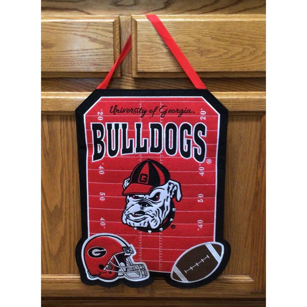 University Georgia Bulldogs Football Evergreen NCAA Door Wall Hanger Sign ~739A - Picture 2 of 5
